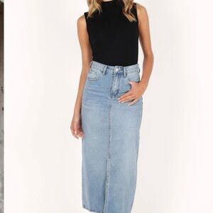 Petal & Pup Women’s  Blue Denim Pencil Skirt Size 4